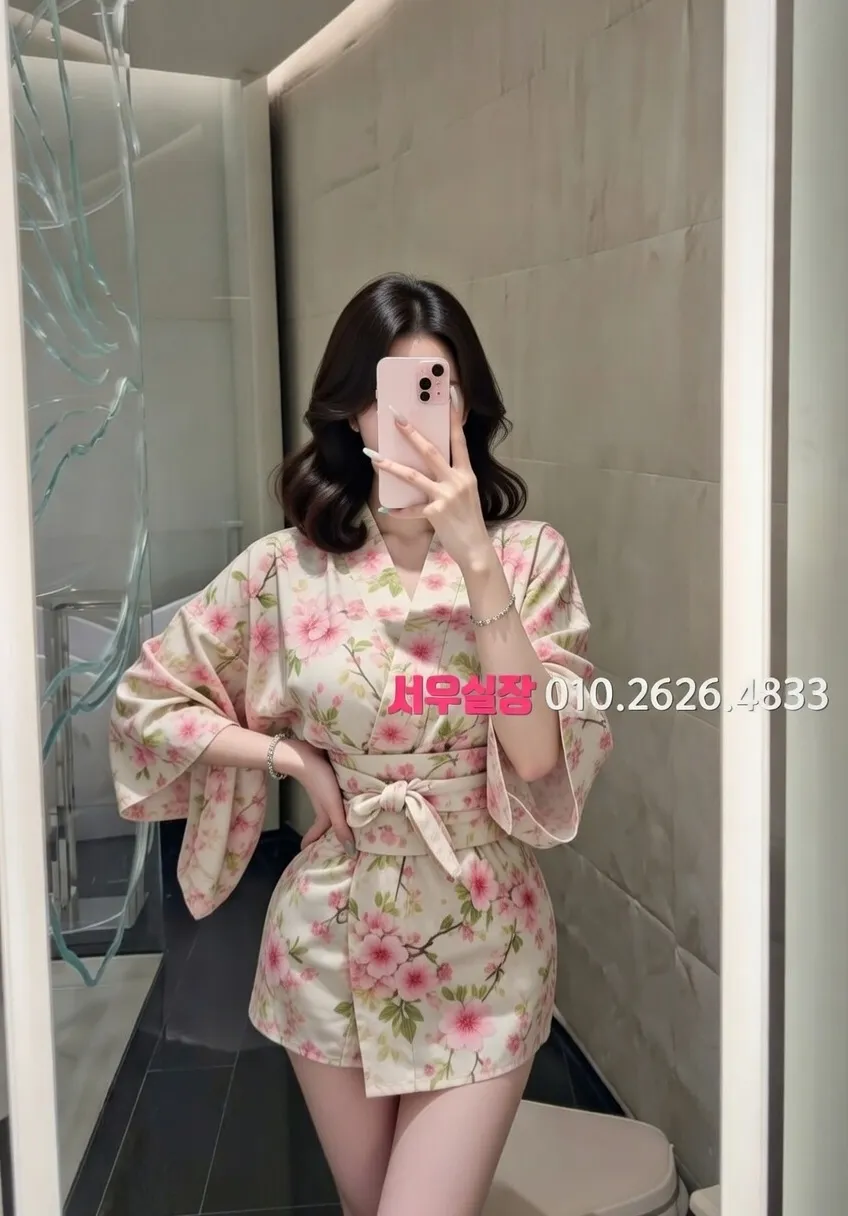 정왕동 다국적노래방 프리미엄 라인업 10번 프로필